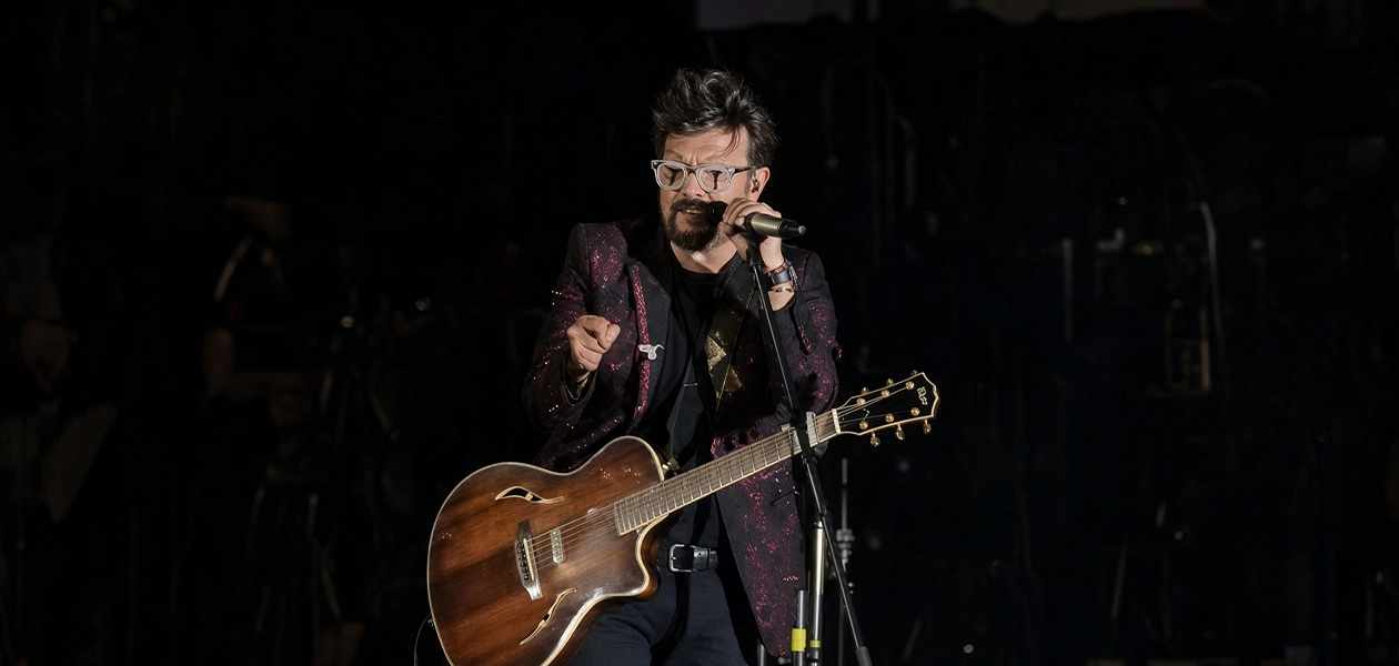 De concierto a seminario: Todas las críticas que dijo Aleks Syntek en el festejo del Grito