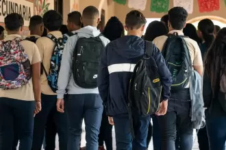 México no logra ni el "básico" en aprendizaje en PISA 2025