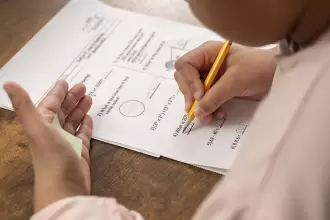 PISA 2025 alerta de dramática caída en el aprendizaje escolar