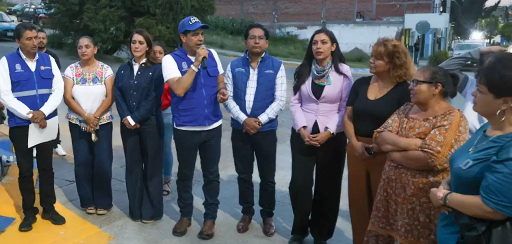 Leo Montañez entrega renovada avenida Mariano Hidalgo