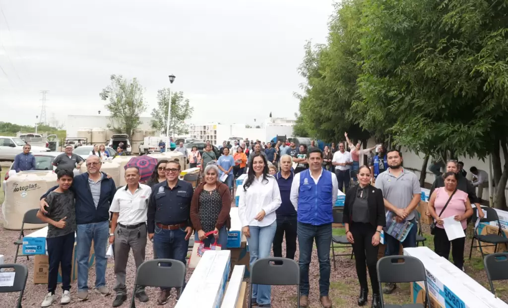 Leo-Montañez-fortalece-entrega-de-apoyos-mediante-La-Ciudad-de-tu-Vida