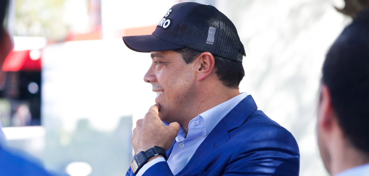 Leo Montañez supervisa rehabilitación de Av Independencia