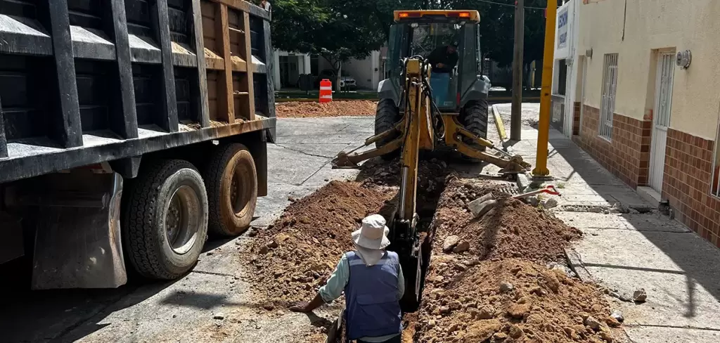 MIAA moderniza la red de agua potable en Las Flores y El Obraje