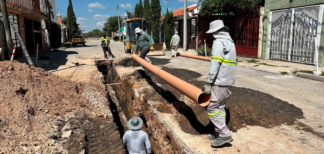 MIAA rehabilita red de alcantarillado en Parras