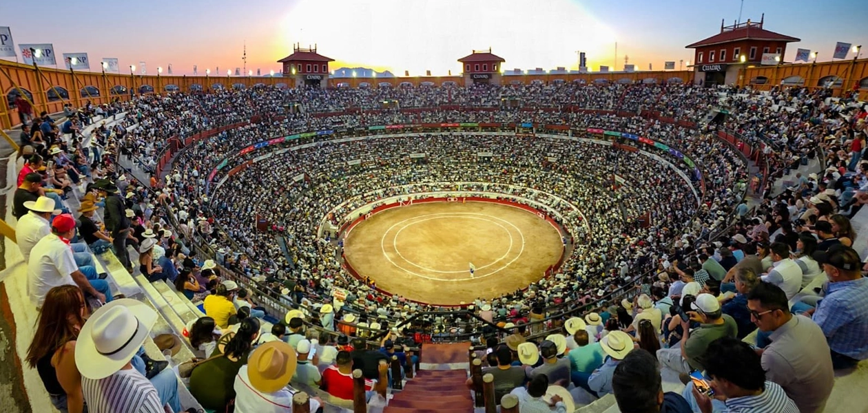 Monumental de Aguascalientes anuncia festejos de Otoño