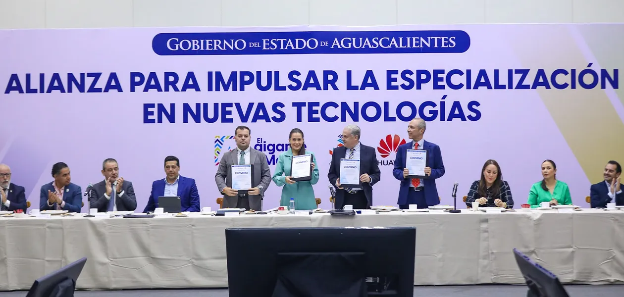 Tere Jiménez impulsa alianzas en Inteligencia Artificial y Semiconductores en Aguascalientes